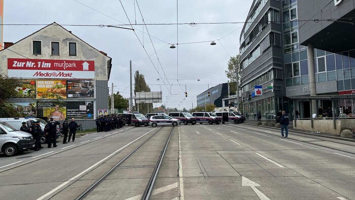 There will be a large-scale cordon.