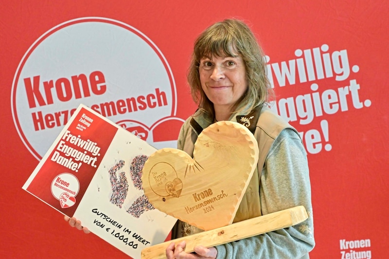 The marmots are her life: Martina Gebert is committed to the little rodents on the Grossglockner - and was honored. (Bild: Evelyn Hronek)