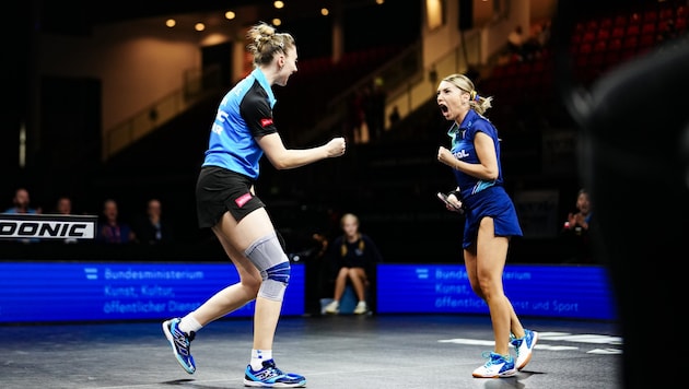 Sofia Polcanova and Bernadette Szöcs can celebrate. (Bild: APA/EVA MANHART)