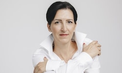 Silvia Fink erkrankte Anfang 40 an Brustkrebs.