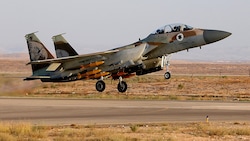 Ein F15-Kampfjet der israelischen Luftwaffe (Bild: APA/AFP/JACK GUEZ)