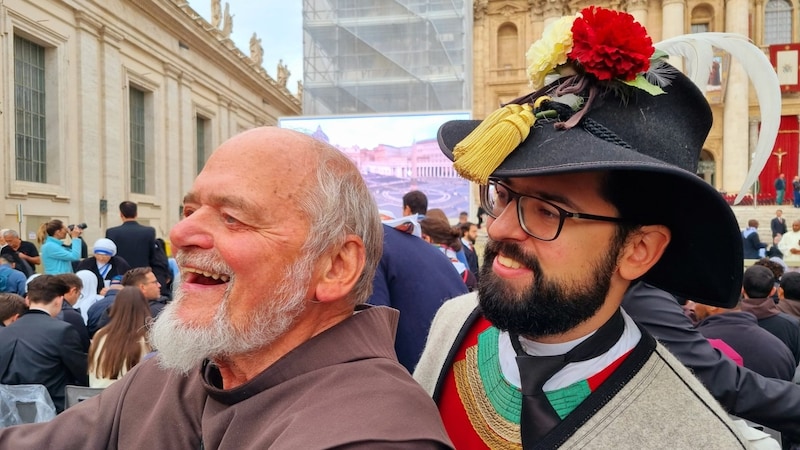 Auch für Selfies ist zwischendurch Zeit. (Bild: Pfarre Zell am Ziller/Christoph Hurnaus)