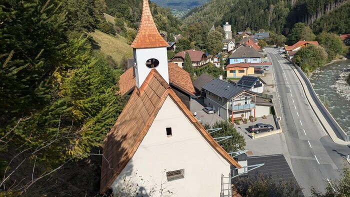 Die Kirche in Eisentratten steht unter Denkmalschutz und ist eine von wenigen Kirchen, die sich im Privatbesitz befindet. 