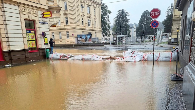 The Nadelbach even flooded the city center. Now it is to be given an extended retention basin sooner than planned. (Bild: zVg)