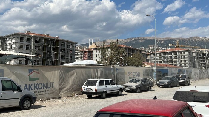The rubble has been cleared. Today, new apartments are being built here.