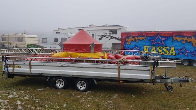 This trailer and its colorful cargo were stolen in Voitsberg. (Bild: LPD Stmk)