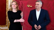 Beate Meinl-Reisinger (NEOS, links) und Grünen-Chef Werner Kogler hoffen auf einen Platz in der ...