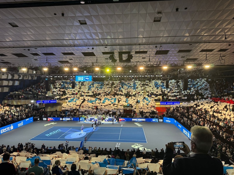 Mit einer riesengroßen Choreografie wurde Dominic Thiem verabschiedet. (Bild: krone.at)