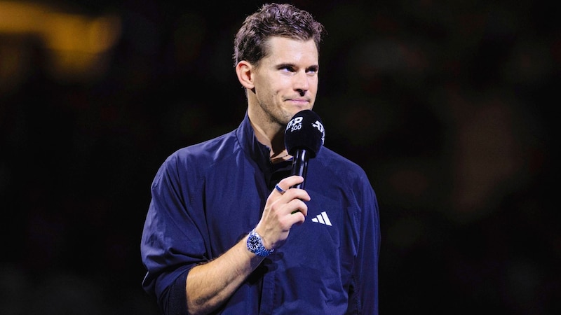 Here Dominic Thiem gives his last on-court speech on October 22 in the Wiener Stadthalle. In his sold-out first round match, he is defeated 6:7 and 2:6 by the Italian Luciano Darderi. (Bild: Urbantschitsch Mario/Mario Urbantschitsch)