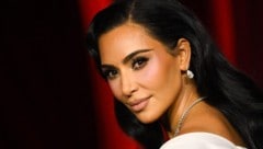 Kim Kardashian wurde Anfang der Woche 44 und zeigte ihren Fans jetzt ihren „Birthday Suit“. (Bild: APA/AFP/VALERIE MACON)