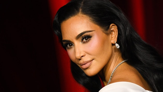 Kim Kardashian wurde Anfang der Woche 44 und zeigte ihren Fans jetzt ihren „Birthday Suit“. (Bild: APA/AFP/VALERIE MACON)