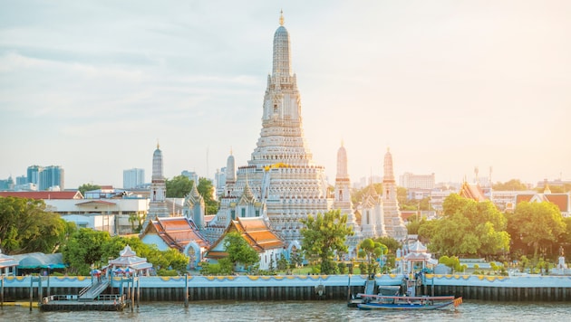 A short stopover in the Thai metropolis of Bangkok - an experience in itself. (Bild: stock.adobe.com/tonefotografia - stock.adobe.com)