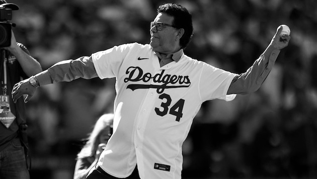 Fernando Valenzuela passed away at the age of 63. (Bild: AFP/APA/GETTY IMAGES/Ronald MARTINEZ, Krone KREATIV)