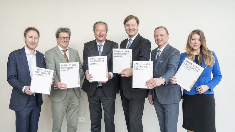 Presented demands of the IV: Christoph Robinson, Markus Ritter, Kurt Maier, Franz Mayr-Melnhof-Saurau, Alfred Marchler and Nina Zechner (from left). (Bild: Foto Fischer)