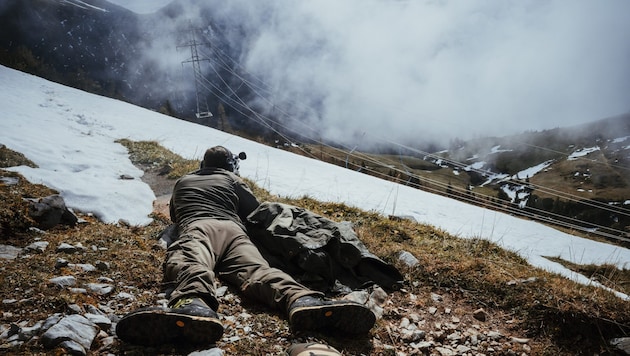 A Cobra officer during the unusual operation (Bild: LPD Steiermark, Huber)