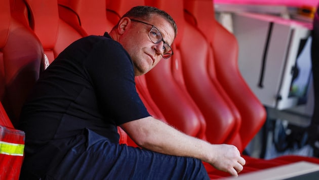 Max Eberl was in a bad mood after Bayern's defeat at Barca. (Bild: AFP/APA/Michaela STACHE)