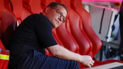 Max Eberl war nach Bayerns Niederlage bei Barca schlecht gelaunt. (Bild: AFP/APA/Michaela STACHE)