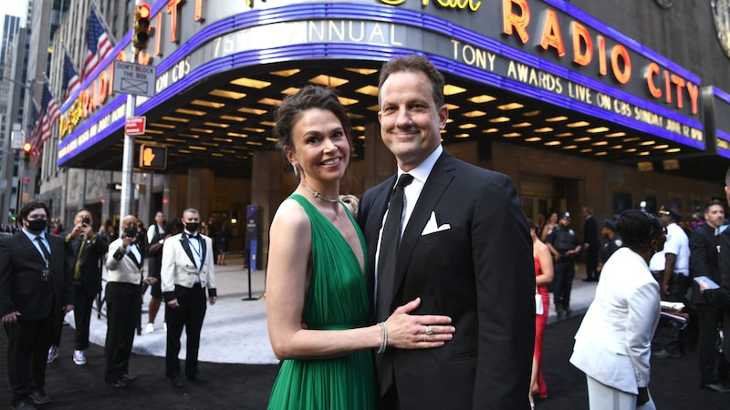 Sutton Foster und Ted Griffin (Bild: APA Pool/Getty Images via AFP/GETTY IMAGES/Jenny Anderson)