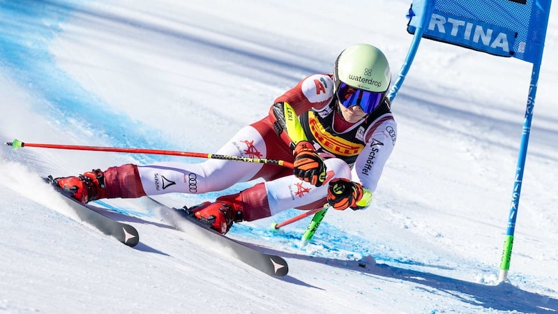 Mirjam Puchner (left) is the only fixed starter from Salzburg in the Ski World Cup. (Bild: GEPA pictures)