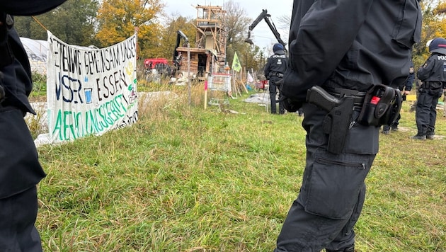 The initiative "Reason instead of the eastern bypass" and Greenpeace warn against the destruction of the floodplain. (Bild: Initiative „Vernunft statt Ostumfahrung“)