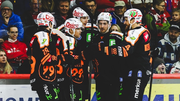 The 99ers also want to cheer in their home game against Asiago. (Bild: GEPA pictures)