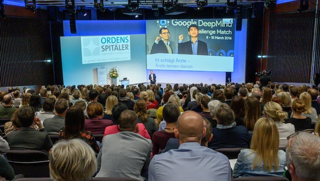 The guests listened to international experts at the 22nd International Congress of the Upper Austrian Religious Hospitals. (Bild: Wolfgang Simlinger)