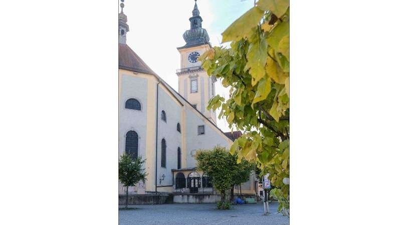 Die Stadtpfarrkirche am Pfarrplatz in Linz (Bild: Horst Einöder)