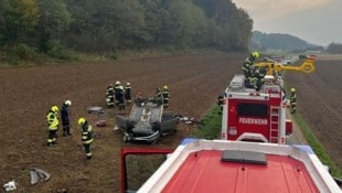 Sogar der Rettungshubschrauber musste anrücken. (Bild: ÖA_FF8083/J. Perner)