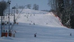 Am Gromberg im Attergau wird es das Pistenvergnügen auch im kommenden Winter geben (Bild: Ferienregion Attersee)