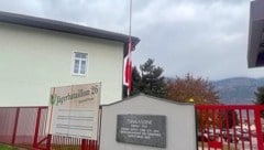 In der Türk-Kaserne in Spittal an der Drau fiel der tödliche Schuss. Ob Unfall oder Mord, ist noch nicht geklärt. Der Schütze sitzt jedenfalls weiterhin in U-Haft. (Bild: Elisa Aschbacher)