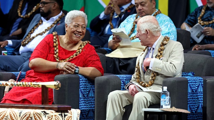 König Charles im Gespräch mit Samoas Premierministerin Afioga Fiame Naomi Mata‘afa