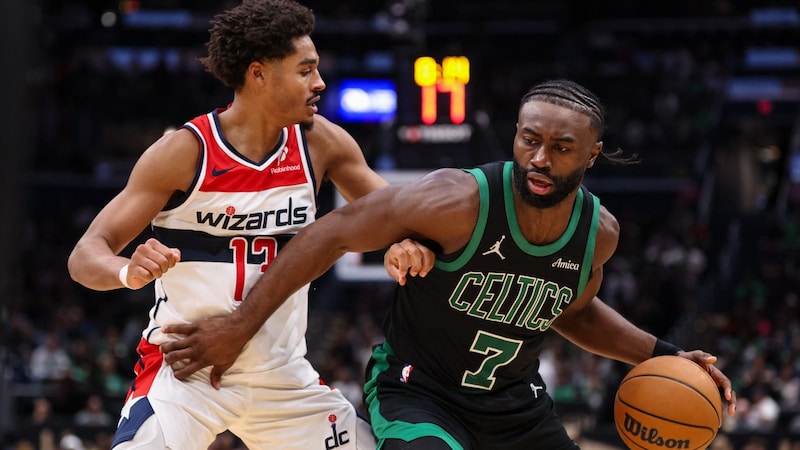 Jaylen Brown (r.) (Bild: AFP/Scott Taetsch)