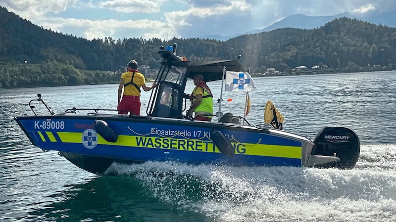 In an emergency, the water rescue team deploys by boat. (Bild: Jennifer Kapellari)