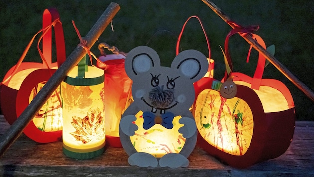 The little ones are allowed to take their handmade lanterns to the Moon and Stars Festival, but the kindergarten is not planning a parade. (Bild: Evelyn Hronek/EVELYN HRONEK)