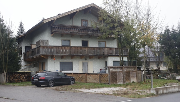 The dead woman was found in this house in Adnet (Bild: Tschepp Markus)