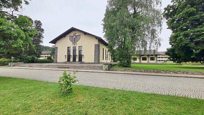 Exterior view of the dining hall today, almost all the buildings are in their original state.