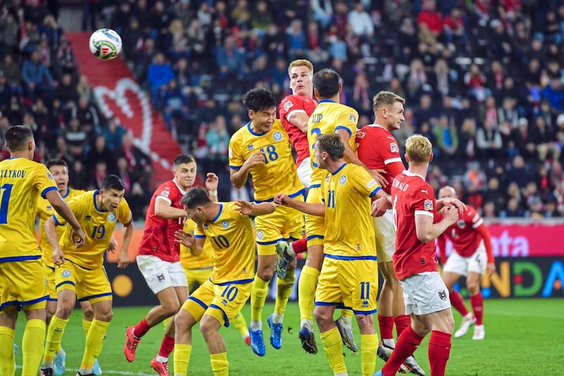 Der erste Streich von „Air Lienhart“: Das 2:0 in der Nations League gegen Kasachstan. Endstand: 4:0. (Bild: GEPA/GEPA pictures)