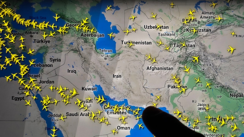 The airspace over Iran after the Israeli attack on October 26 (Bild: APA/AFP )