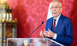 Alexander Van der Bellen