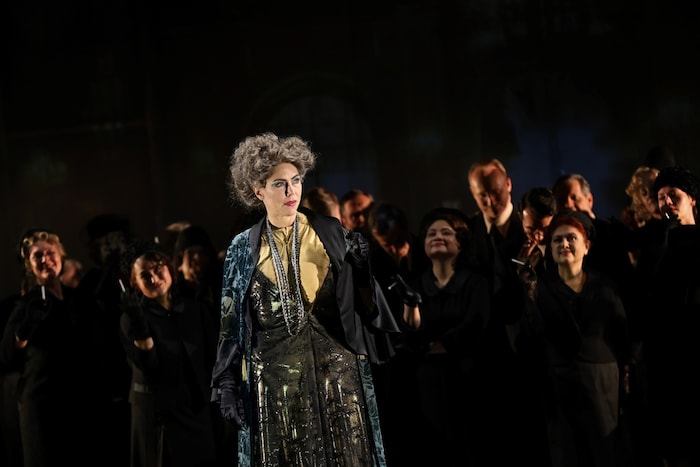 Annette Dasch (Alma Mahler-Gropius-Werfel), Chorus of the Volksoper Vienna