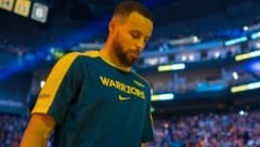 Stephen Curry verließ das Feld unter Schmerzen (Bild: AP ( via APA) Austria Presse Agentur/ASSOCIATED PRESS)