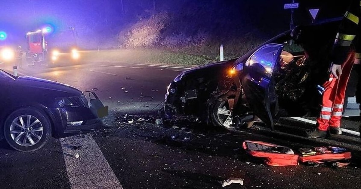 Distracted by cell phone - Drunk driver crashes into oncoming traffic ...