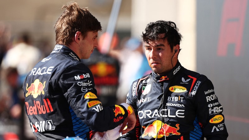 Max Verstappen (li.) und Sergio Perez (Bild: AFP/GETTY IMAGES/Jared C. Tilton)