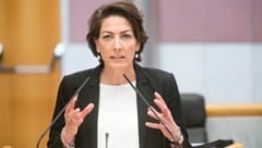 ÖVP-Klubobfrau Veronika Marte sieht die Landesregierung entlastet. 