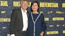 Sandra Maischberger und Andres Veiel bei der Berlin-Premiere von „Riefenstahl“. (Bild: Babirad Picture/babiradpicture - abp)