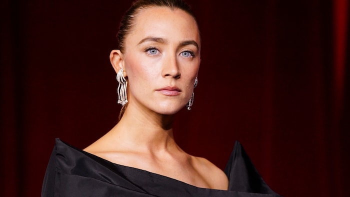 Saoirse Ronan versteht bei Witzen über Selbstverteidigung keinen Spaß. Sie wies in einer TV-Show ...