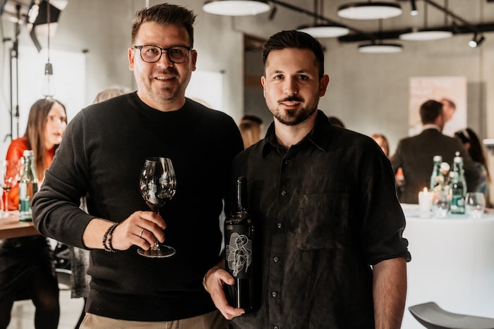 Hannes Reeh (li.) und Martin Tardy (re.) beim Launch-Event in Andau.