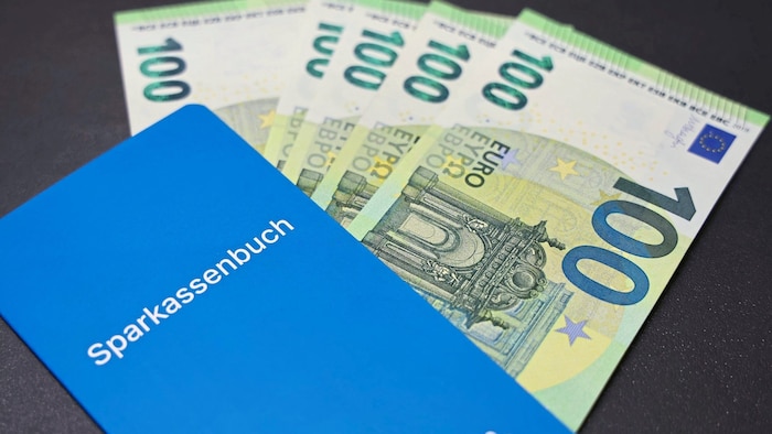 Many Tyroleans continue to rely on the tried-and-tested savings account.