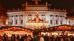 Die Weihnachtsmärkte in Wien locken auch viele Touristen an, die wiederum in Shoppinglaune sind. (Bild: WienTourismus/Paul Bauer)