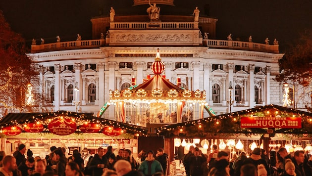 Die Weihnachtsmärkte in Wien locken auch viele Touristen an, die wiederum in Shoppinglaune sind. (Bild: WienTourismus/Paul Bauer)